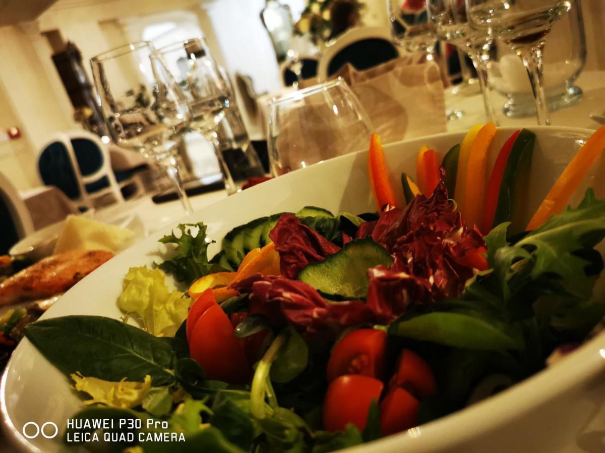 Gradinile Romane Hotel 4*