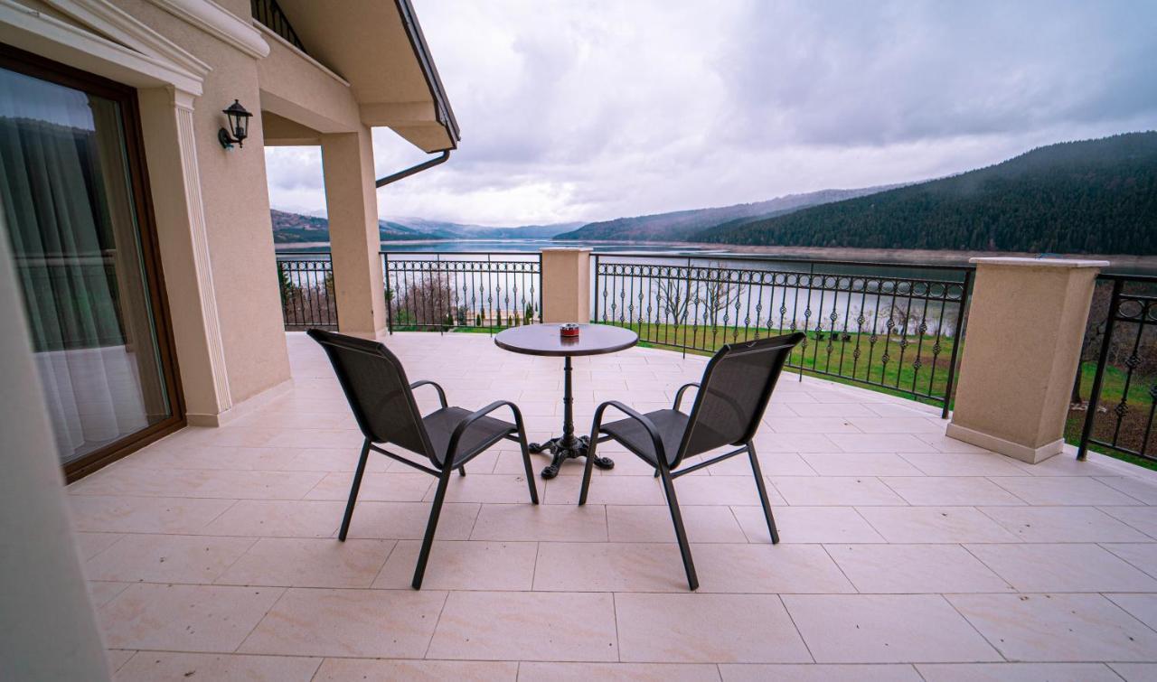 Gradinile Romane Hotel Chiriteni